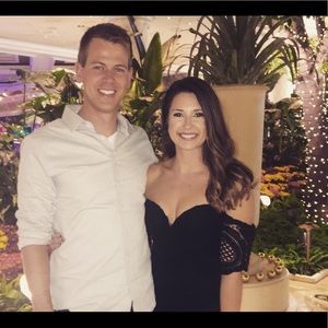 Meet your Posher, Caressa